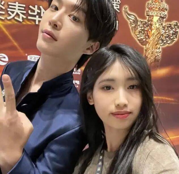 考古|冯小刚带女儿去陈思诚工作室！开个人账号还读影视专业<strong></p>
<p>福耀玻璃股票</strong>，她也要“女承父业”吗？