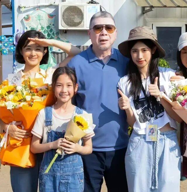 考古|冯小刚带女儿去陈思诚工作室！开个人账号还读影视专业<strong></p>
<p>福耀玻璃股票</strong>，她也要“女承父业”吗？