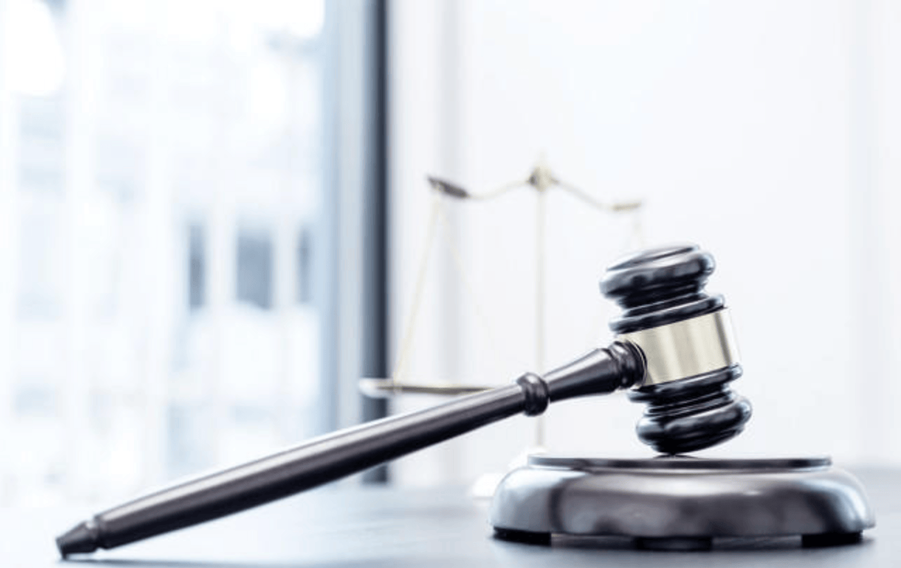 14岁女生与家人争吵后从18楼跳下身亡<strong></p>
<p>宁波银行股票</strong>，父母起诉物业、消防等索赔60万元被驳回