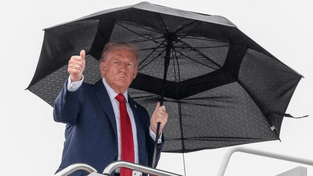 特朗普启程前往以色列 连说三遍“战争已结束”