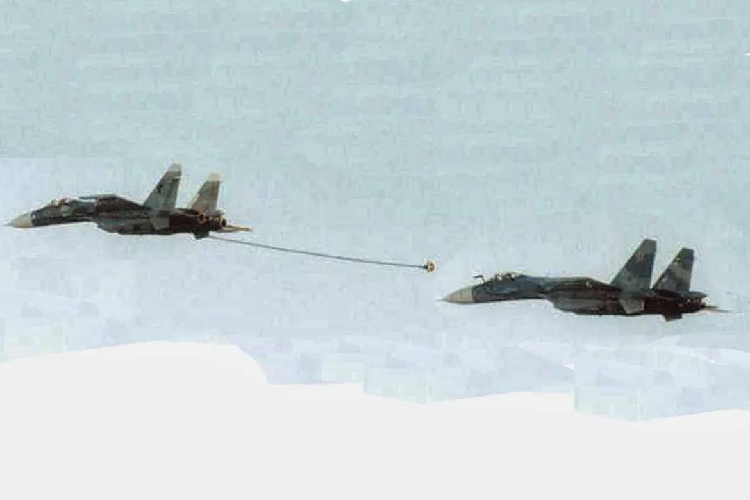 央视官宣：歼-16可挂载副油箱<strong></p>
<p>金安国纪股票</strong>！网友：航程加到7000公里有必要？