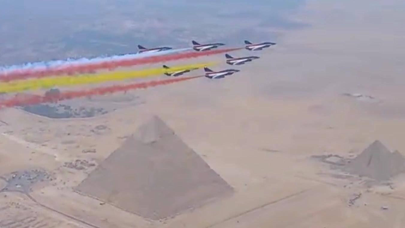 怕被歼10抢单了？美媒：暂停八年后<strong></p>
<p>华友钴业股票</strong>，法国紧急向埃及交付阵风战机