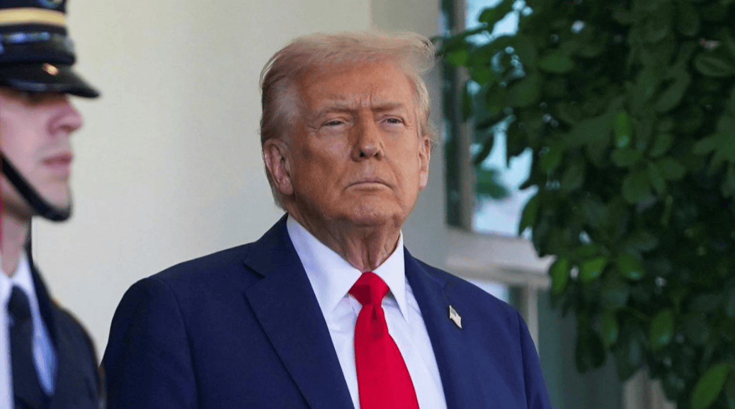 中国对等反制收到成效<strong></p>
<p>赛为智能股票</strong>，首艘美国船只停靠宁波港，缴付近500万港务费