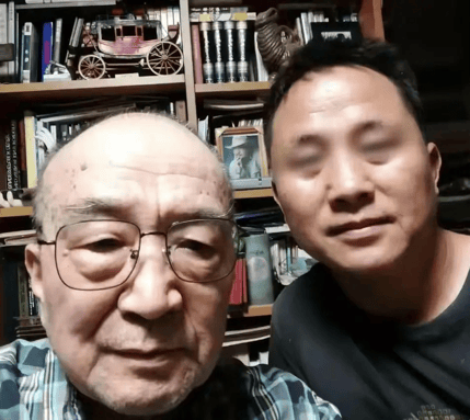 考古｜曝78岁李保田近况！找人维修窗户喝10元桶装水<strong></p>
<p>贝因美股票</strong>，生活超朴素！