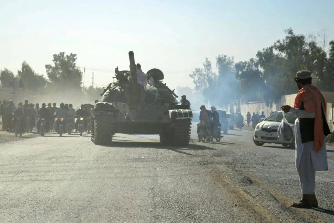 枭龙轰炸首都后<strong></p>
<p>海澜之家股票</strong>，阿富汗光速认怂：打败美军，却被巴铁24小时打服