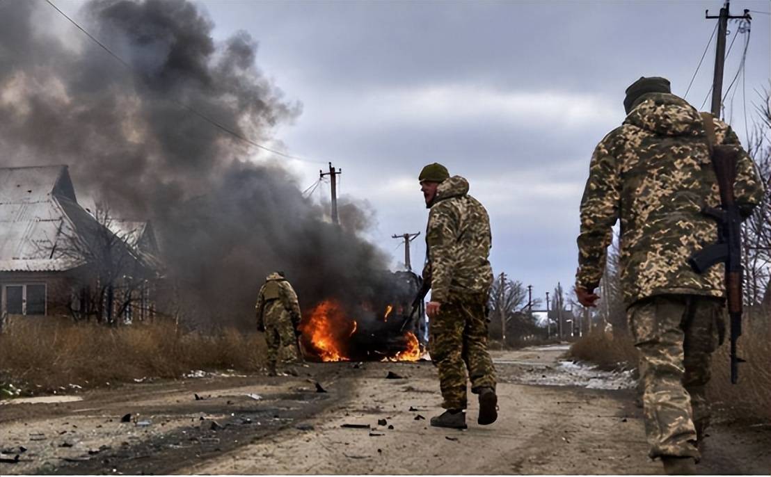 俄军在前线取得重大胜利<strong></p>
<p>昆仑万维股票</strong>，1.5万名乌军遭围歼，普京突然下令，保护投降乌军！