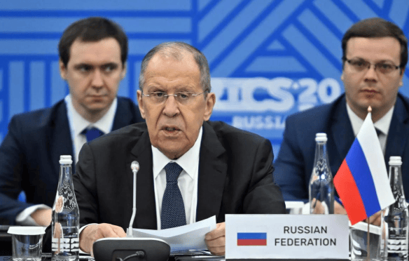 欧洲彻底炸锅！集体要求俄乌“停战”<strong></p>
<p>昆仑万维股票</strong>，波兰放话：普京敢来就会被逮捕！拉夫罗夫回应态度很强硬