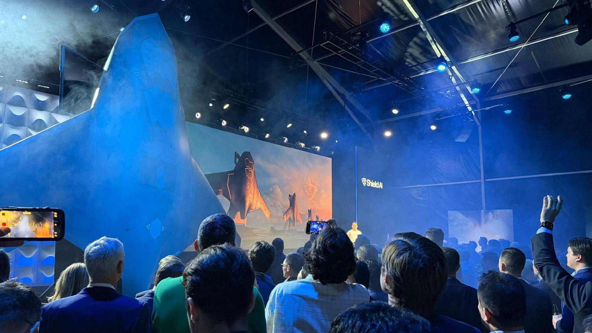 无空速管<strong></p>
<p>延华智能股票</strong>，疑似第二架歼-50：美国精神胜利法，新六代机东亚决战