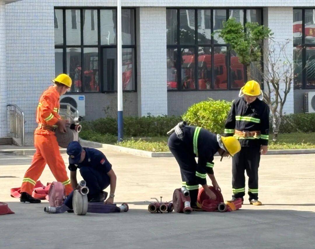 训考结合砺精兵<strong></p>
<p>延华智能股票</strong>!高新区微型消防站技能培训暨考核顺利举行