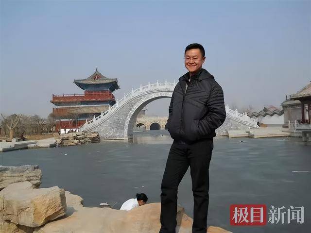 痛心！王波在武汉不幸去世<strong></p>
<p>中国卫星股票</strong>，年仅43岁