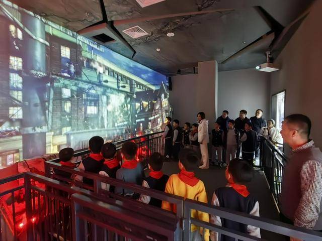 “泉民消防<strong></p>
<p>中国卫星股票</strong>，生命至上”山东师范大学附属小学2024级7班雏鹰小队活动举行