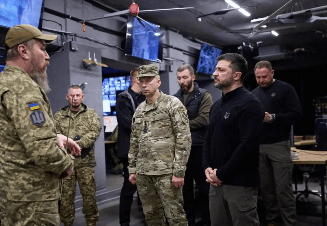 乌军承认红军城已沦陷<strong></p>
<p>蓝思科技股票</strong>，俄军无人机封锁了撤退和补给通道，泽连斯基命令乌军血战到底！