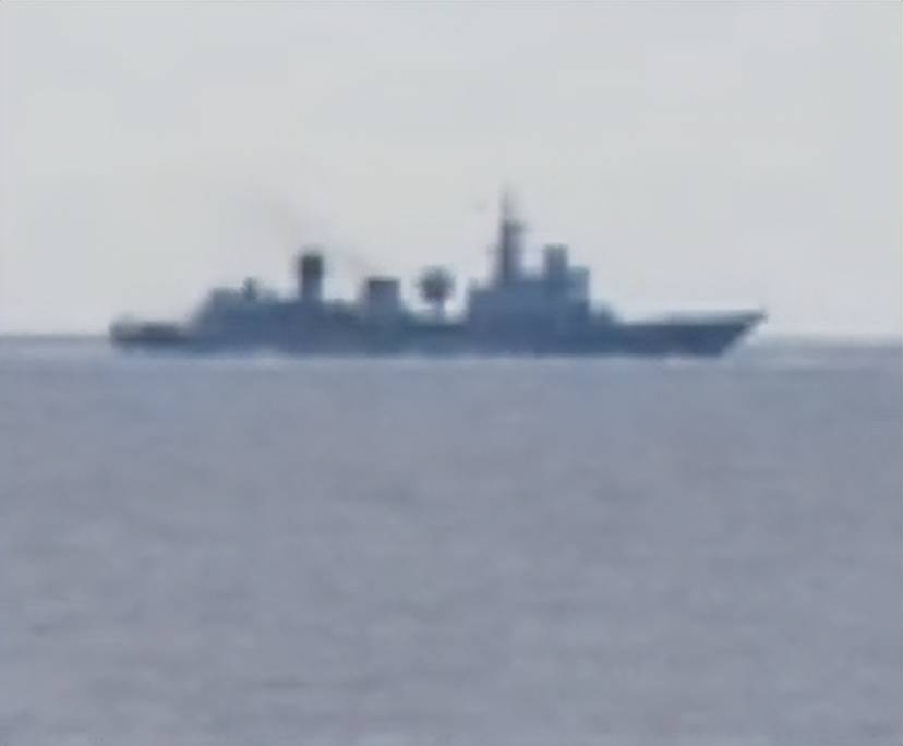 美军再度遭遇耻辱时刻：中国海军6艘战舰包围<strong></p>
<p>蓝思科技股票</strong>，815舰插入南海演习