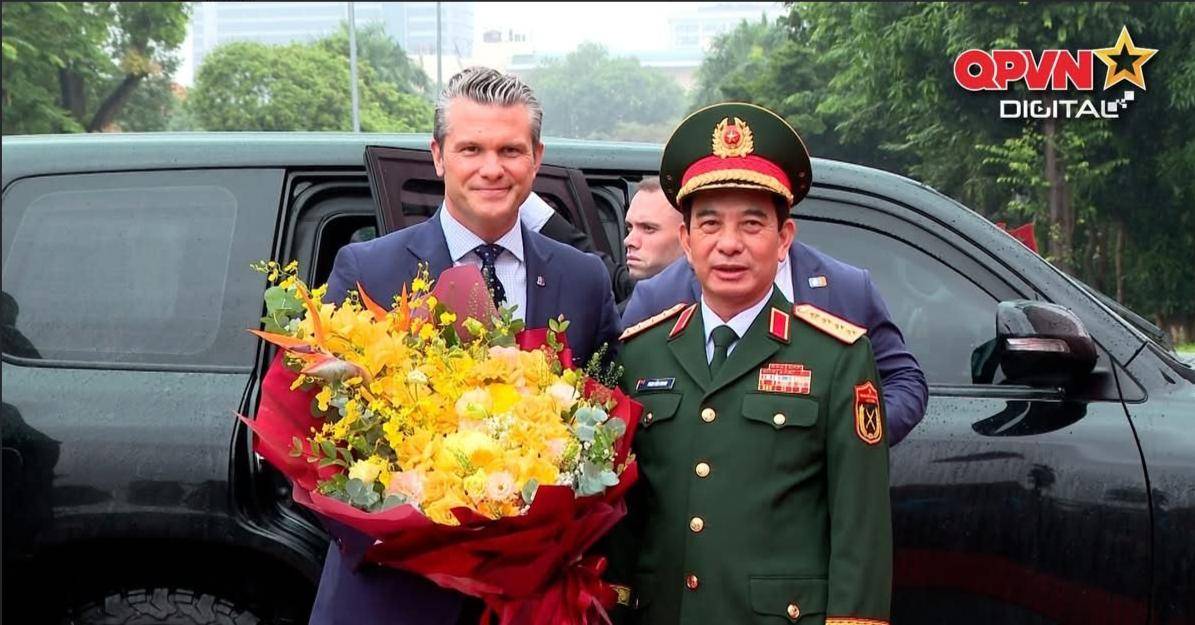 美国战争部长不远万里<strong></p>
<p>中国能建股票</strong>，访问越南后，发现越军假想敌是美军自己！