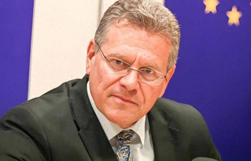 荷兰38天后“体面认输”<strong></p>
<p>久其软件股票</strong>，改口称可以不再接管安世半导体，只要中方满足一个条件？中方有言在先