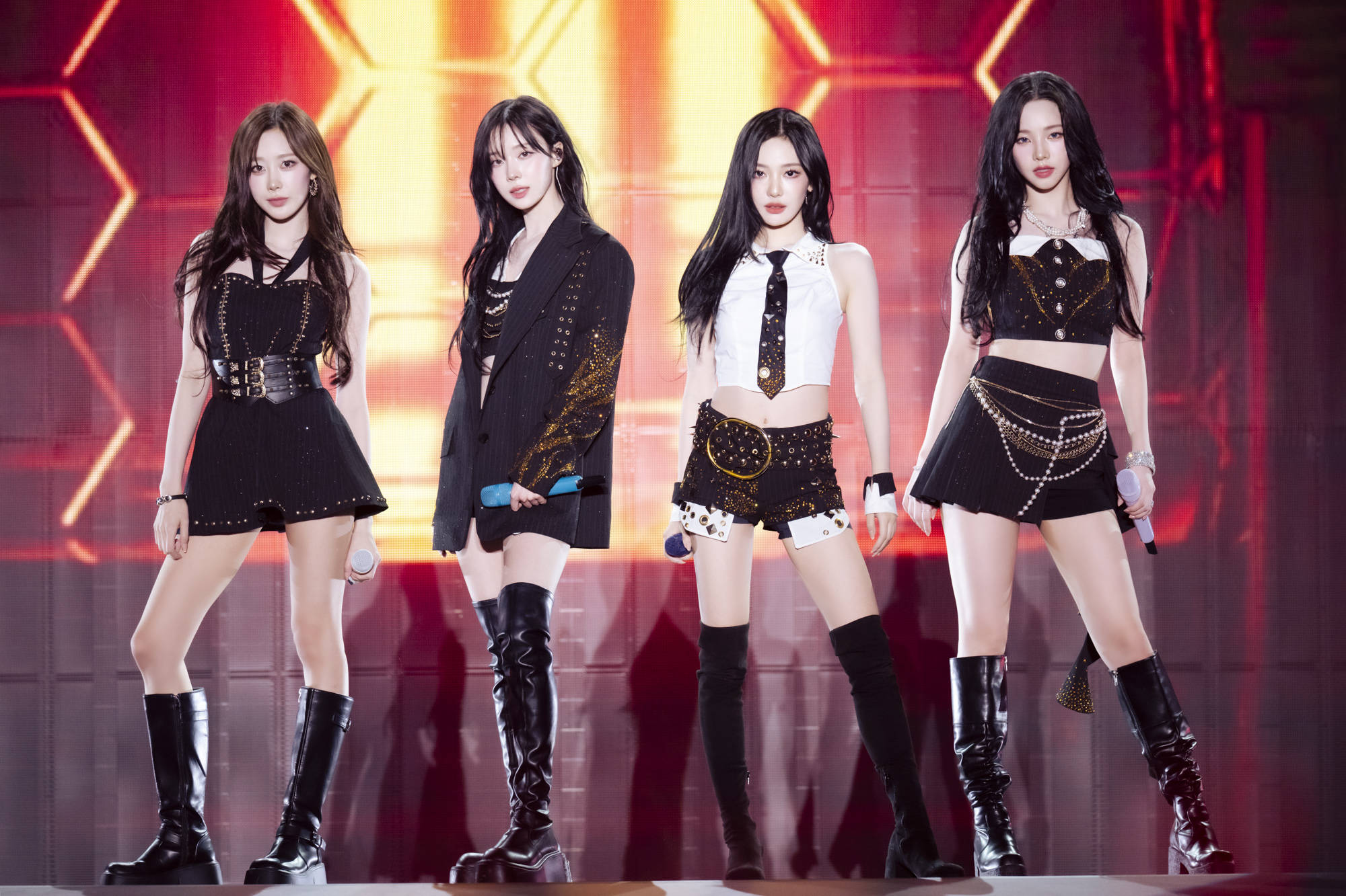 aespa惊喜官宣明年4月首登Kyocera Dome<strong></p>
<p>久其软件股票</strong>！第三次TOKYO DOME演出拉开序幕！