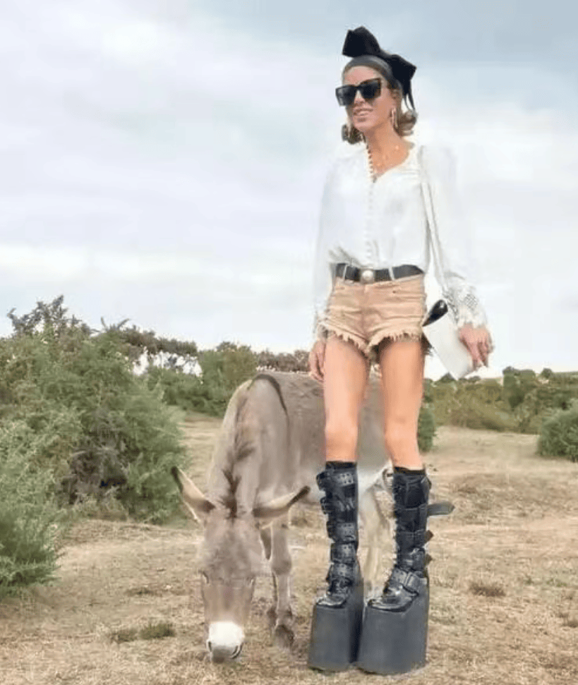 最美吸血鬼如今瘦成骷髅<strong></p>
<p>久其软件股票</strong>？《珍珠港》女主究竟怎么了？