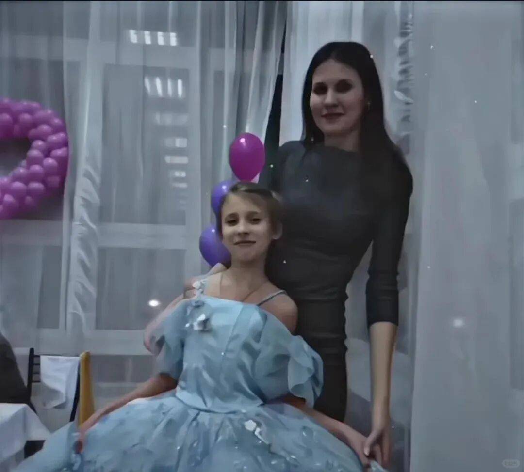 最美吸血鬼如今瘦成骷髅<strong></p>
<p>久其软件股票</strong>？《珍珠港》女主究竟怎么了？