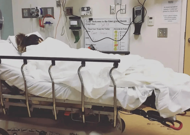 最美吸血鬼如今瘦成骷髅<strong></p>
<p>久其软件股票</strong>？《珍珠港》女主究竟怎么了？