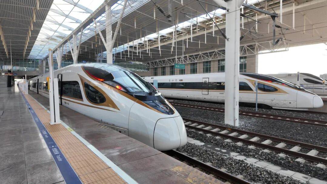 朝发午至！“多亏高铁<strong></p>
<p>久其软件股票</strong>，牛羊肉根本不愁卖！”