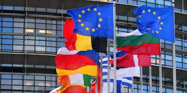 第二个默克尔出现<strong></p>
<p>美国股票</strong>，给欧洲指了明路！中方发出邀请，首个赢家出现