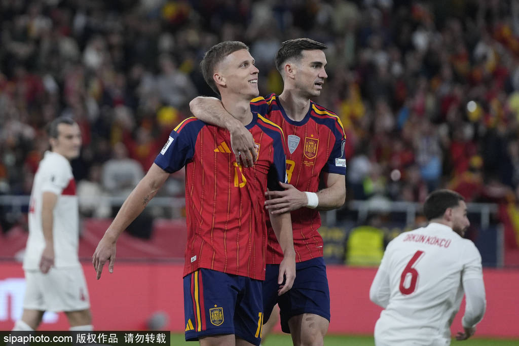 直通世界杯<strong></p>
<p>中恒电气股票</strong>！世预赛-奥尔莫破门 西班牙2-2土耳其