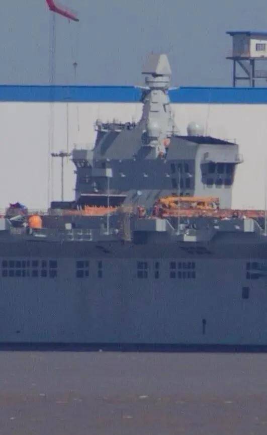 一年服役三艘？076“四川”舰开始试航<strong></p>
<p>长安汽车股票</strong>，是“福建”舰的搭子吗？