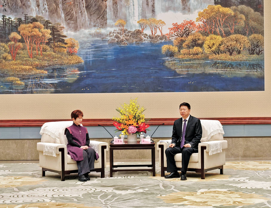 金灿荣：高市早苗想引进核武器<strong></p>
<p>长安汽车股票</strong>，我们要不要加速祖国统一？