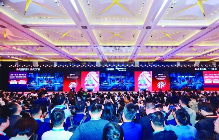 龙头企业研判锂电产业未来大势：加强颠覆式创新与全球化