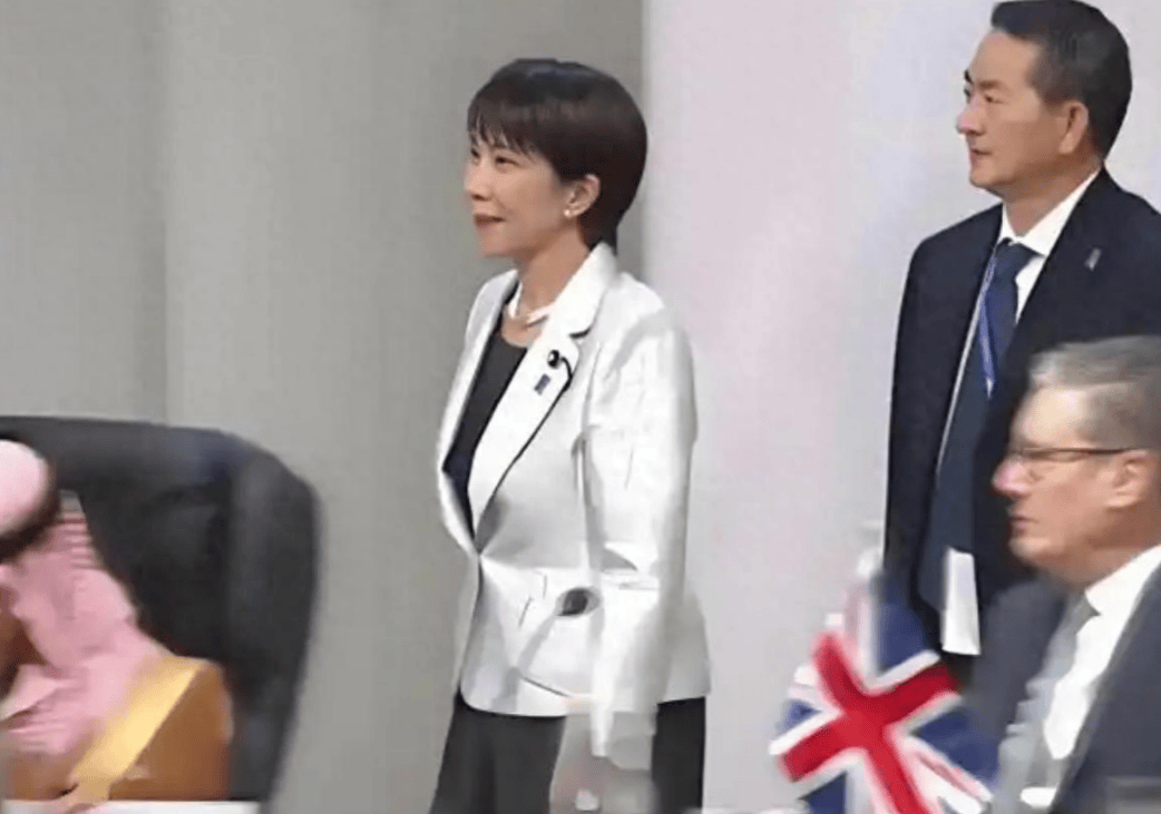 高市早苗G20上“炮轰”俄罗斯<strong></p>
<p>中国铁建股票</strong>，王毅对她换了称呼，3国当场力挺中国！