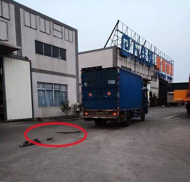 阳江95岁老翁车祸住院3月去世<strong></p>
<p>中国铁建股票</strong>，鉴定称自身因素系死亡主因；司机被判一年两个月不断申诉，广东高院：量刑明显不当将再审