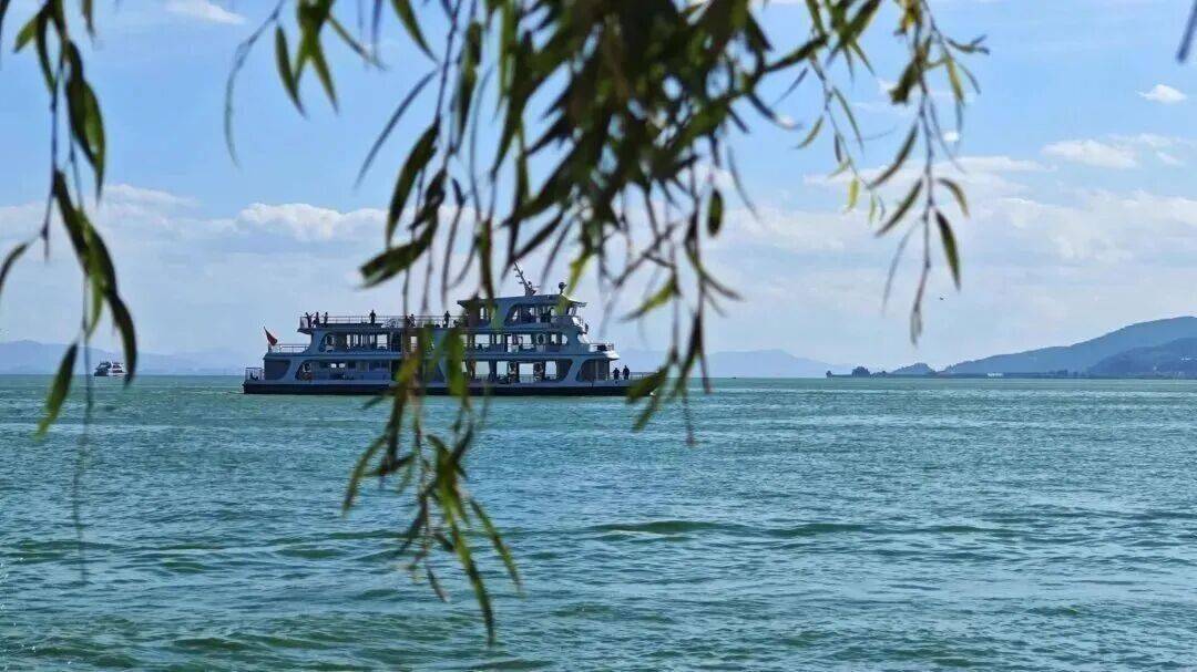 跟着赛事游昆明｜一路景观如画<strong></p>
<p>中国铁建股票</strong>！2025上合昆明马拉松路线图最新公布→