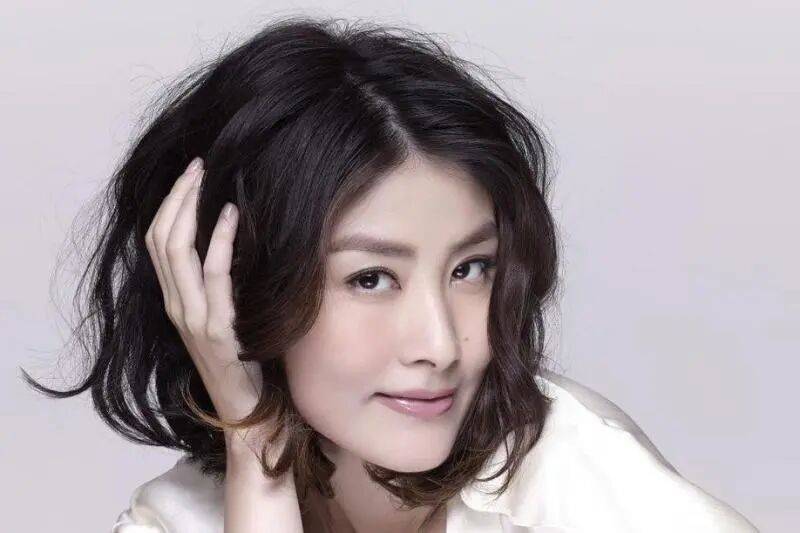 陈慧琳商演现场得知观众都是年消费200万元以上的VIP<strong></p>
<p>中国铁建股票</strong>，直呼“原来我也是一个优惠”