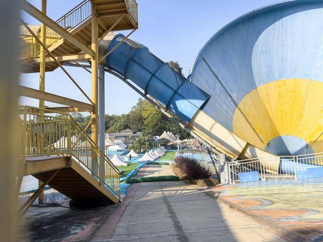 柳州雀儿山公园水上世界要拆迁<strong></p>
<p>中国铁建股票</strong>？园方回应