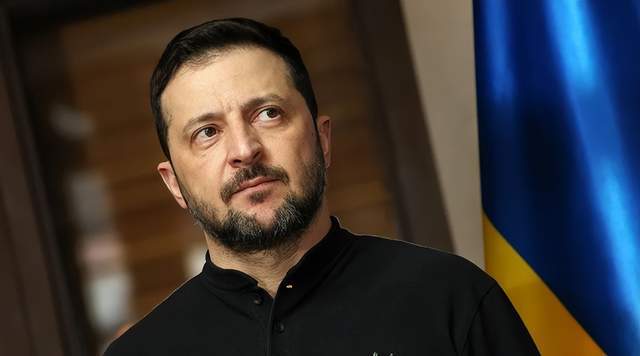 “民族英雄”泽连斯基的背后<strong></p>
<p>中国铁建股票</strong>，站着一大批中国人