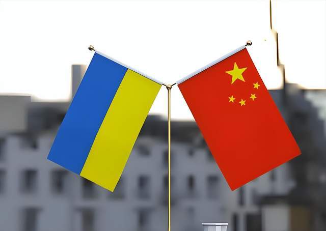 “民族英雄”泽连斯基的背后<strong></p>
<p>中国铁建股票</strong>，站着一大批中国人