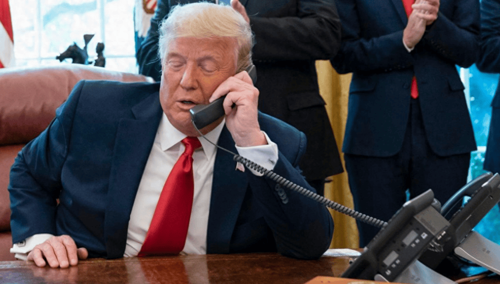 拿到中方邀请函<strong></p>
<p>长虹股票</strong>，特朗普忍不住满世界炫耀，5个月后终于要动身访华