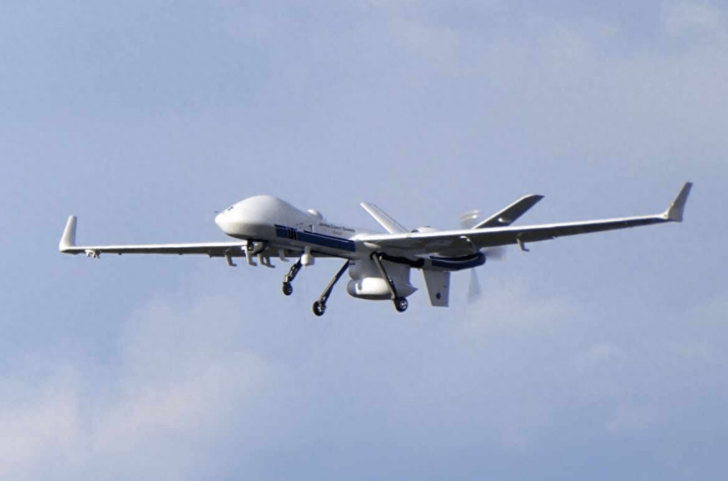 解放军14天火炮齐射<strong></p>
<p>东北制药股票</strong>，日本硬闯盯梢，无人机在自家机场摔了“颜面尽失”