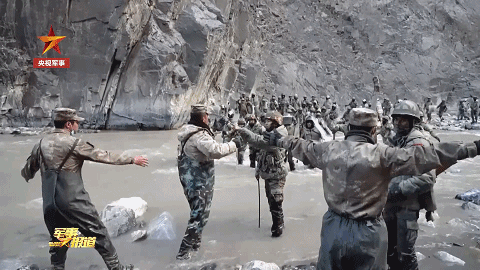 第一个扑向祁团长的印军黄种人面孔<strong></p>
<p>广晟有色股票</strong>，他到底是什么人？