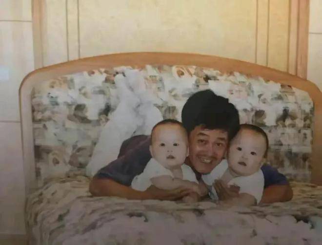 考古 | 赵本山妻子罕见公开现身<strong></p>
<p>广晟有色股票</strong>，气质优雅五官美艳，俩人爱情太感人！