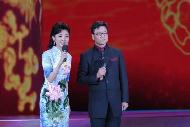 周涛怒怼：“差不多行了啊<strong></p>
<p>中国医药股票</strong>！”