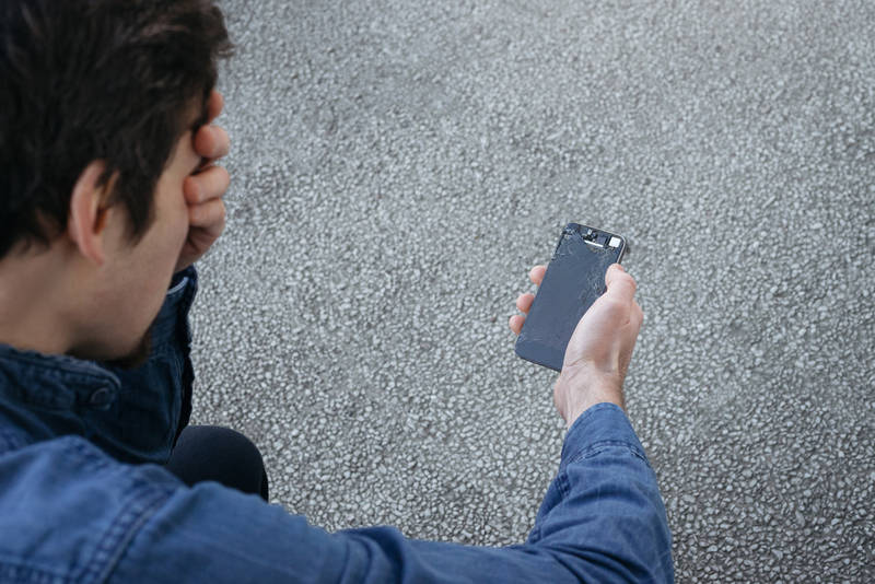 律师给政府拨20通电话 因“涉诈”被停机