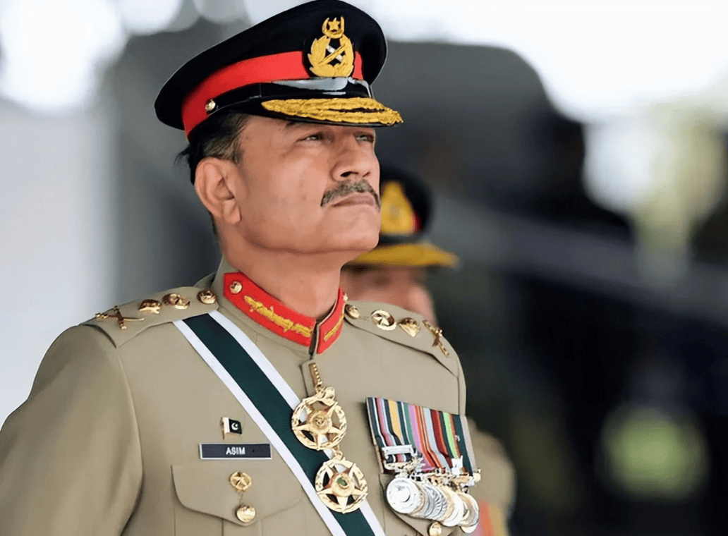 中日剑拔弩张之际<strong></p>
<p>宇通客车股票</strong>，四大邻国又打起来了！战机重武器全部上场