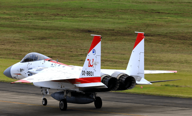 歼-15锁定F-15J距离被曝光<strong></p>
<p>人民网股票</strong>，赤裸裸技术碾压，日专家终于清醒了