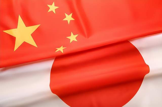 歼-15锁定F-15J距离被曝光<strong></p>
<p>人民网股票</strong>，赤裸裸技术碾压，日专家终于清醒了