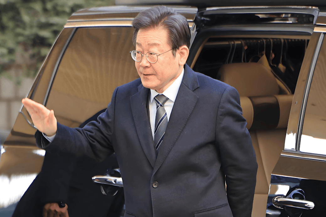 李在明还未登机访华<strong></p>
<p>欣旺达股票</strong>，日韩就共同抗议中国？韩国总统已先和高市早苗约好见面地点