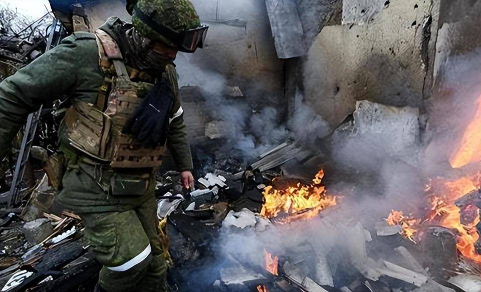 绍伊古警告：东方联盟已成型<strong></p>
<p>东鹏饮料股票</strong>，北约东扩的“双倍反击”来了