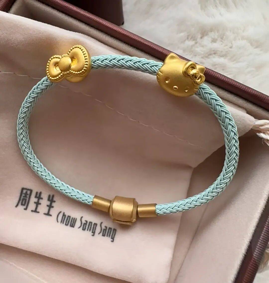 潮汕老板卖0.1克黄金<strong></p>
<p>东鹏饮料股票</strong>，今年已进账62亿