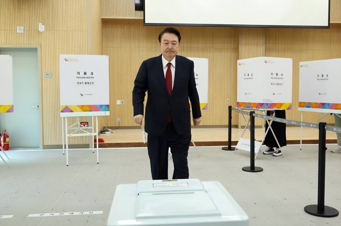 致命一击？金建希招出来的最新口供<strong></p>
<p>光大银行股票</strong>，成了压垮尹锡悦的最后一根稻草