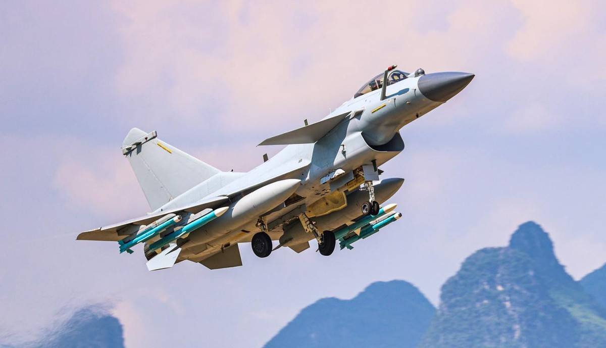 埃及斥资4亿美元<strong></p>
<p>青岛啤酒股票</strong>，订购中国战机WJ-700，距歼-35只差一步！会有更多国家跟风吗？